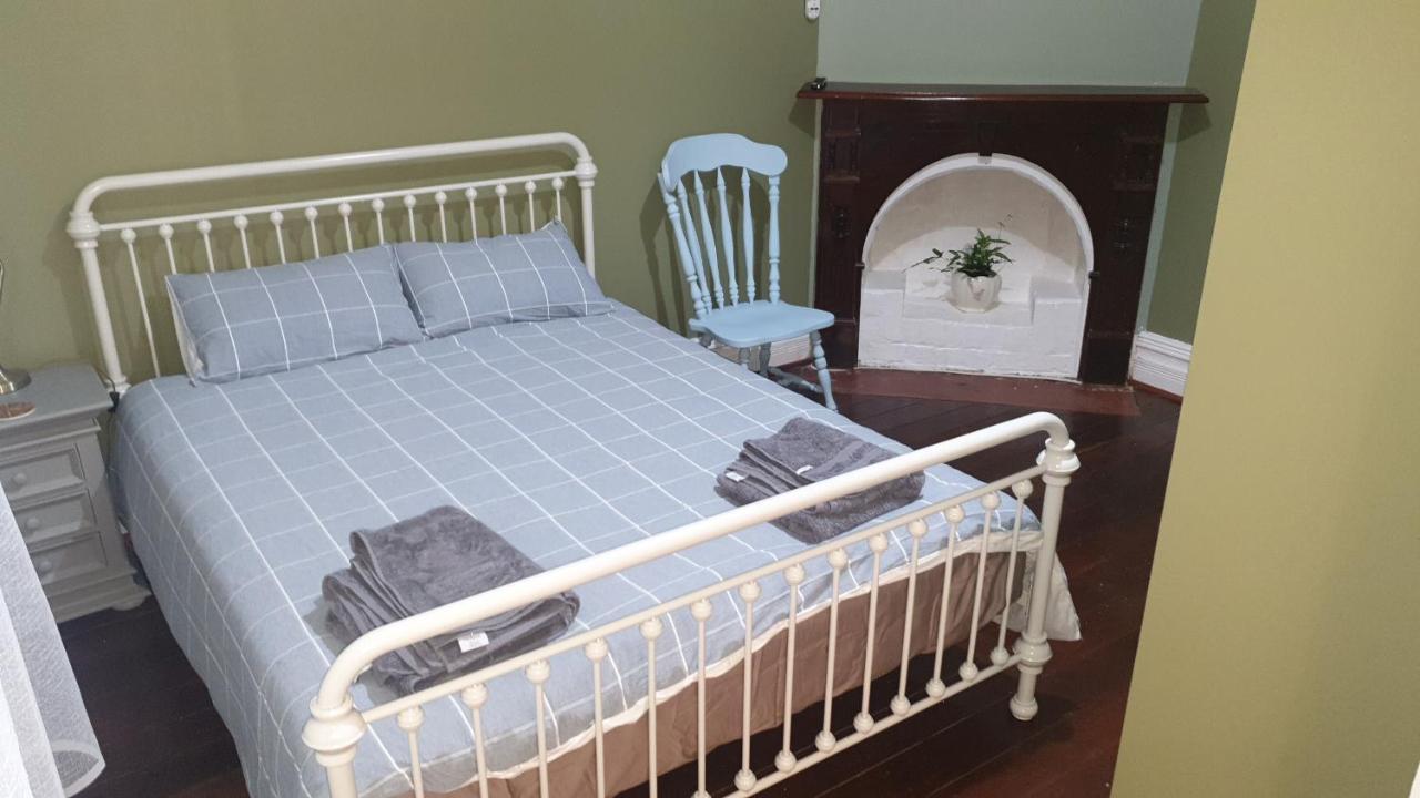 Roseneath Cottage Northam Room photo